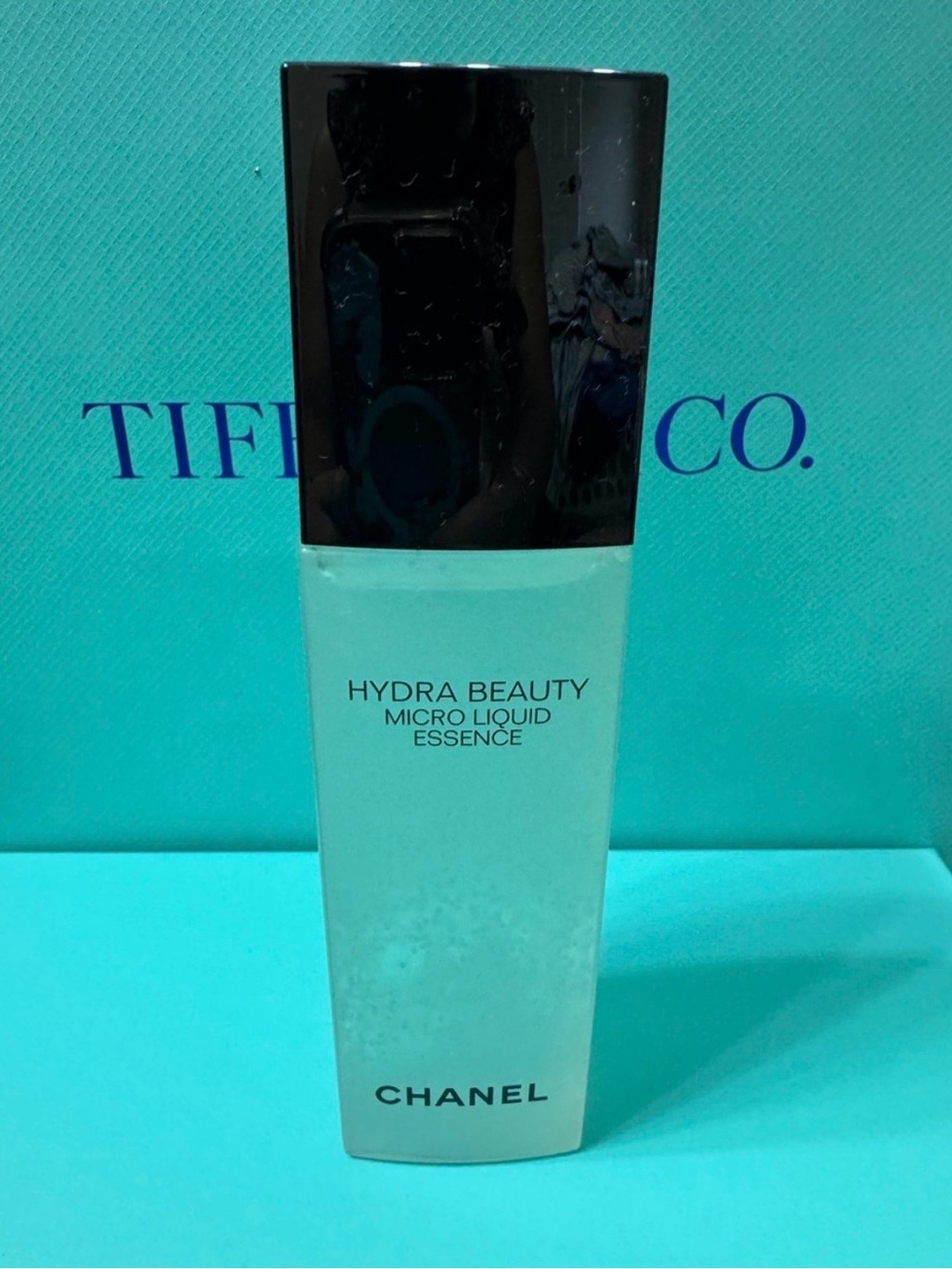 CHANEL Hydra Beauty Micro Liquid Essence - Aqua and Black